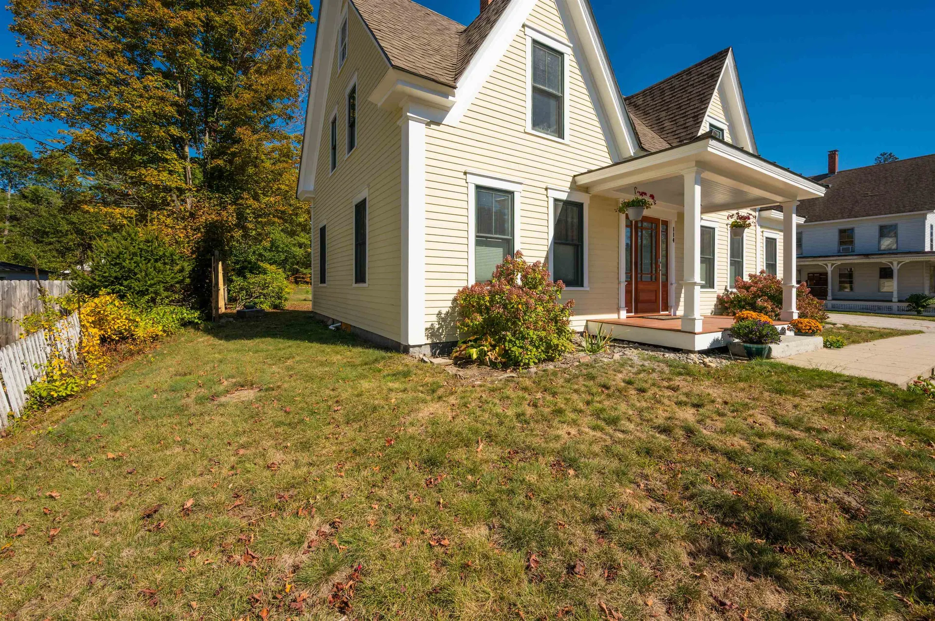 114 East Main Street Bradford NH 03221