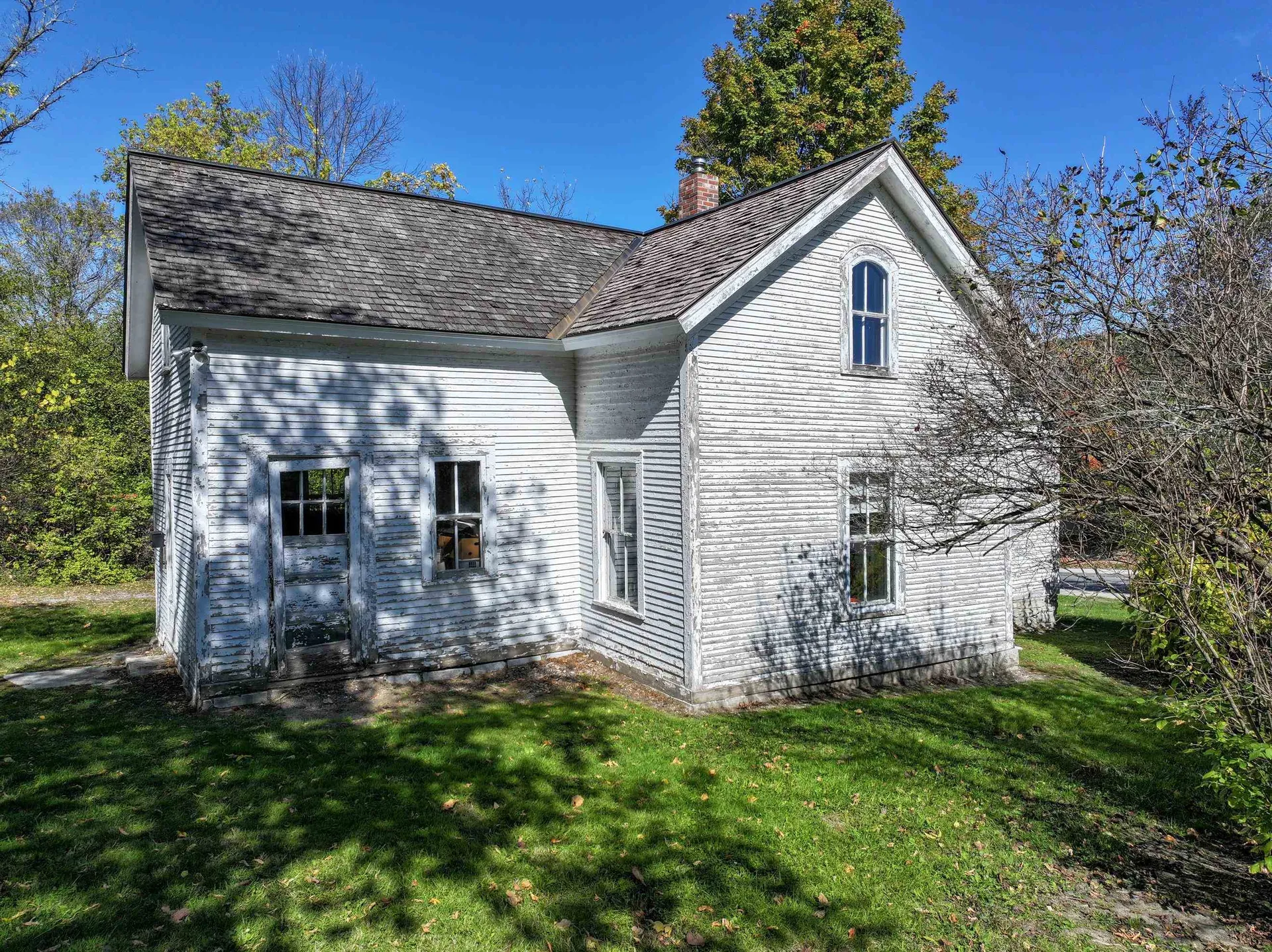 29 Middle Seymour Street Middlebury VT 05753