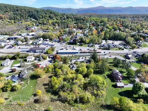 29 Middle Seymour Street Middlebury VT 05753