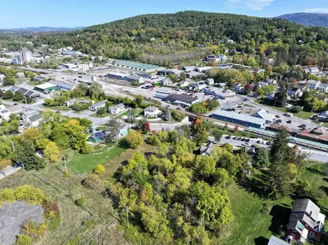 29 Middle Seymour Street Middlebury VT 05753