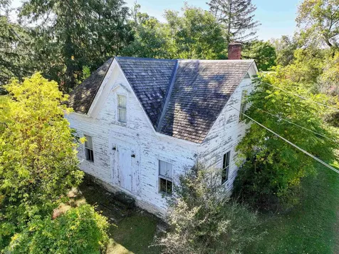 29 Middle Seymour Street Middlebury VT 05753