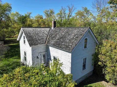 29 Middle Seymour Street Middlebury VT 05753