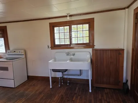 29 Middle Seymour Street Middlebury VT 05753