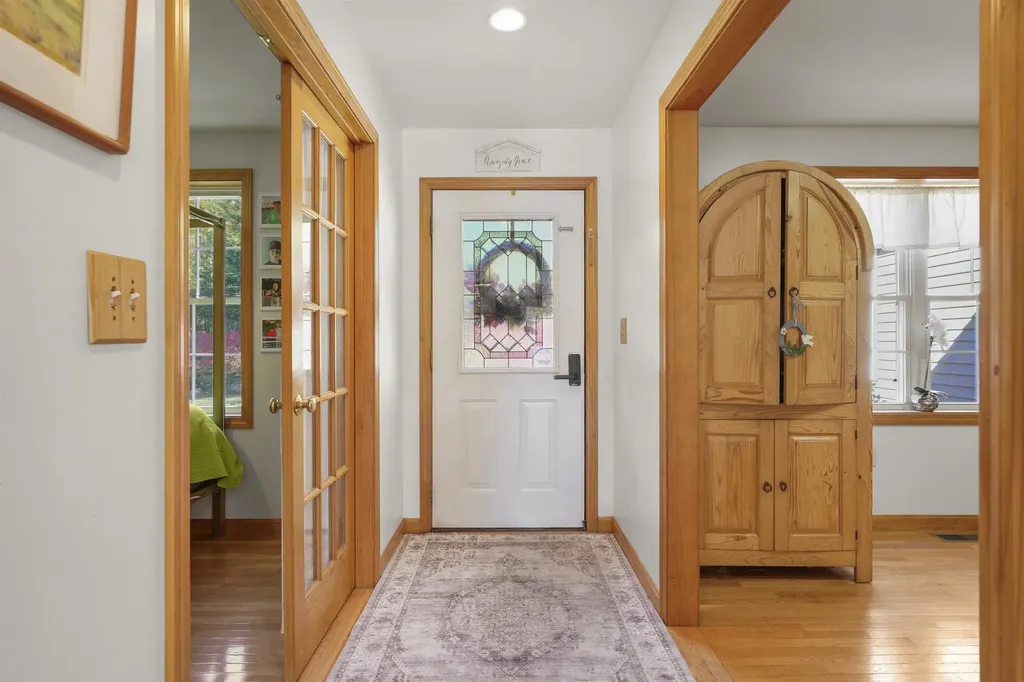 110 Red Gate Lane Rindge NH 03461