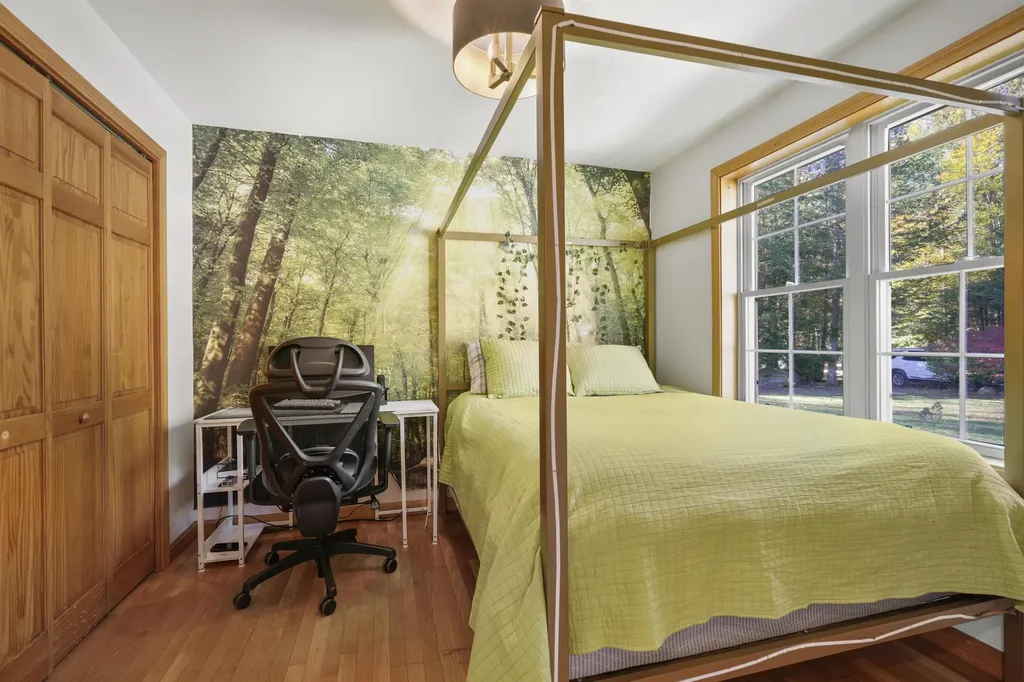 110 Red Gate Lane Rindge NH 03461