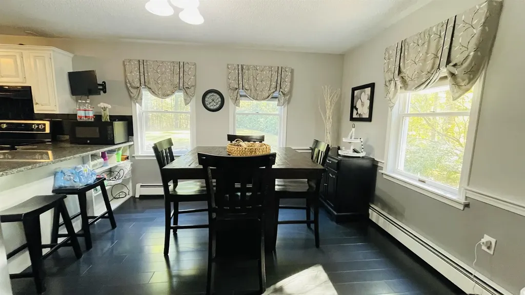 219 Range Road Windham NH 03087