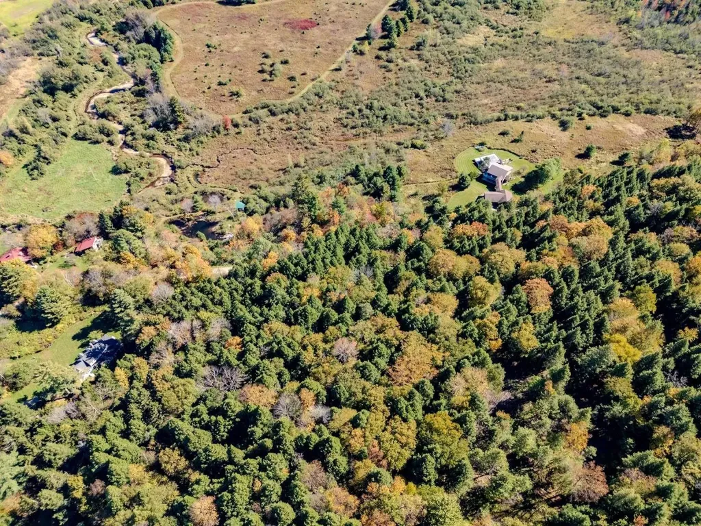 30 Bentley Lane Jericho VT 05465