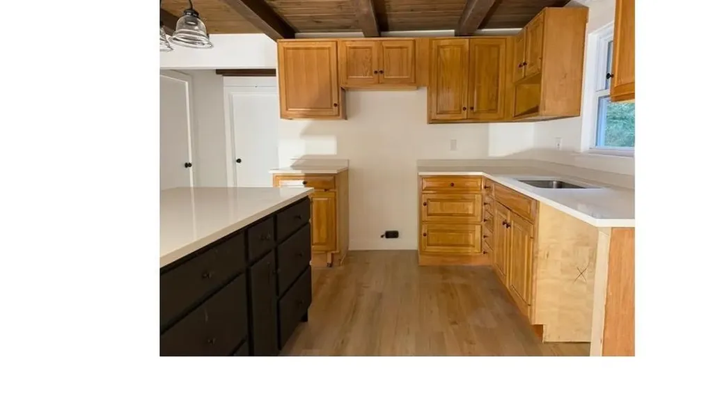 37 Autumn Road Hillsborough NH 03244