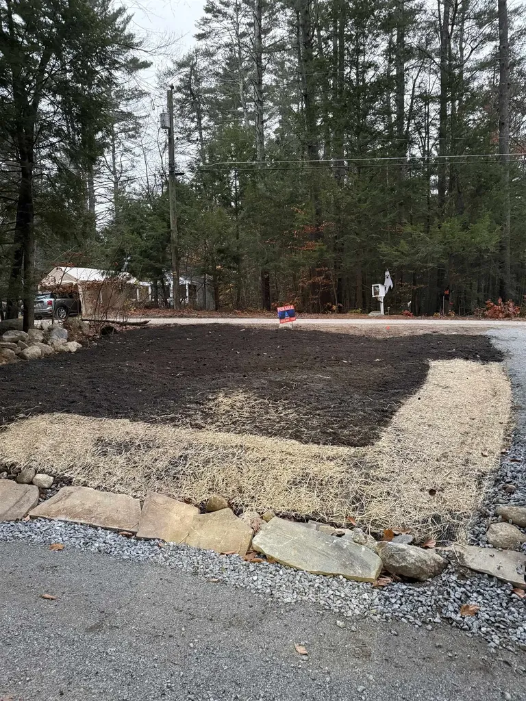 37 Autumn Road Hillsborough NH 03244