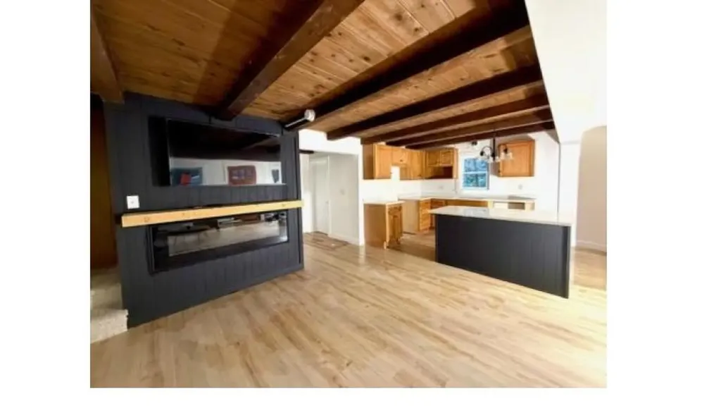 37 Autumn Road Hillsborough NH 03244