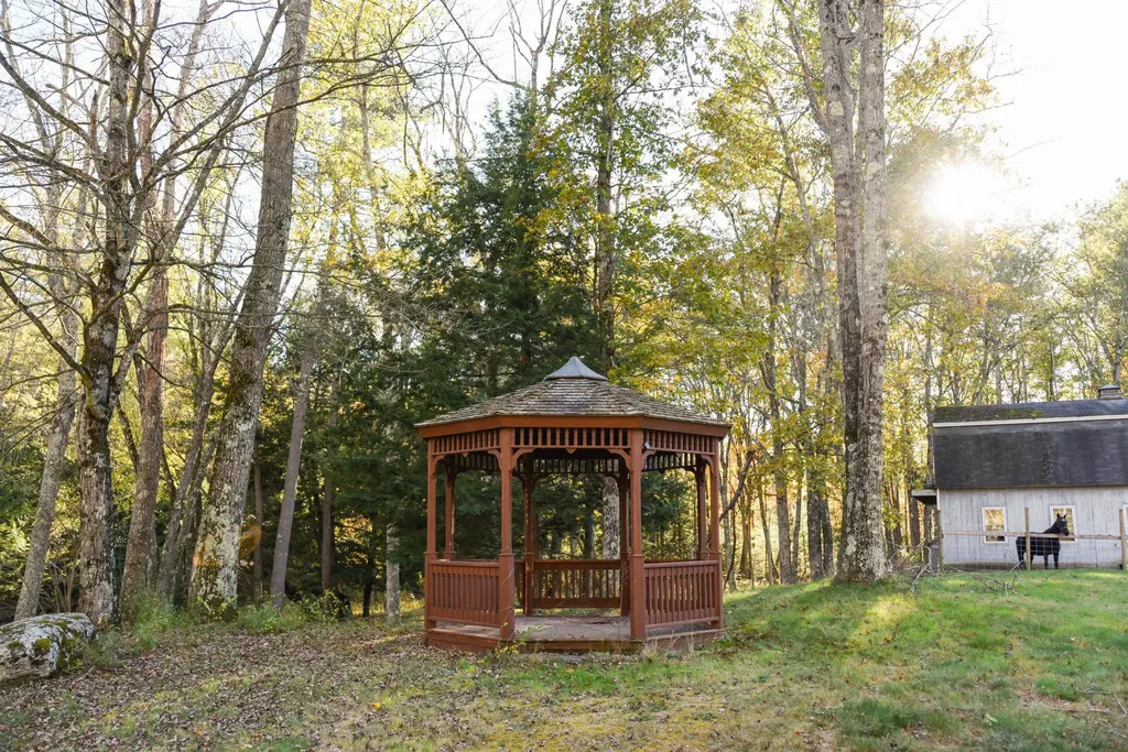 356 East Penacook Road Hopkinton NH 03229