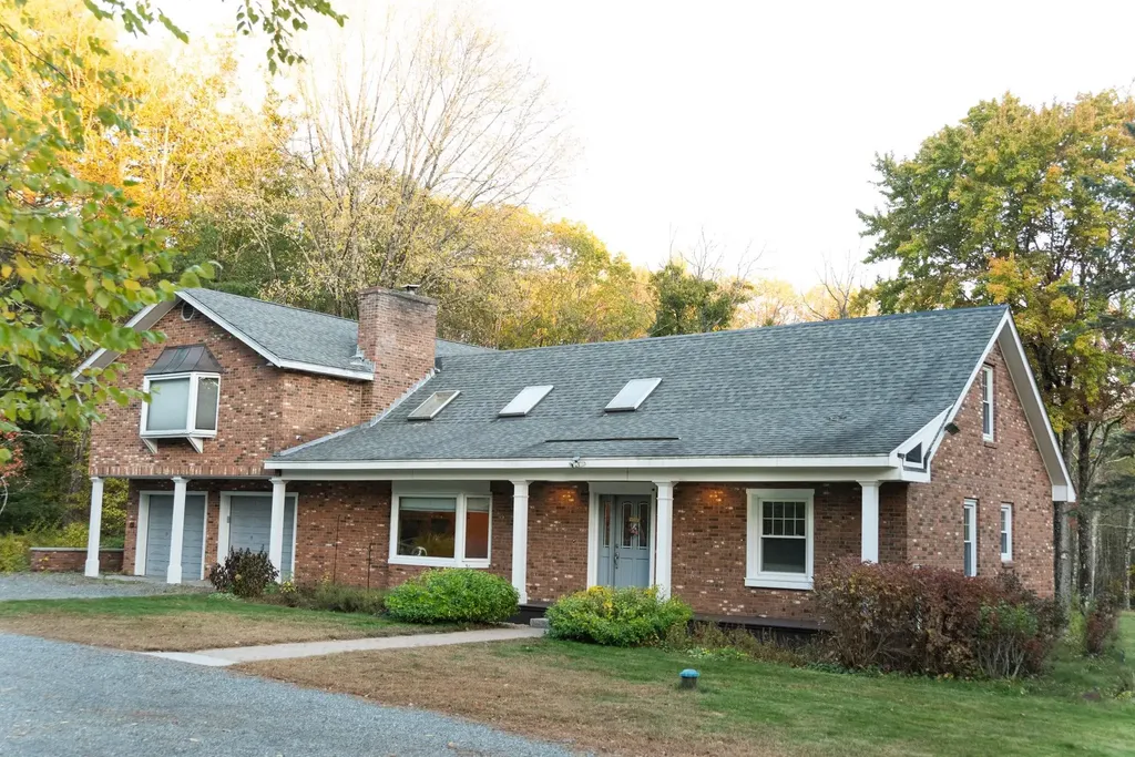 356 East Penacook Road Hopkinton NH 03229