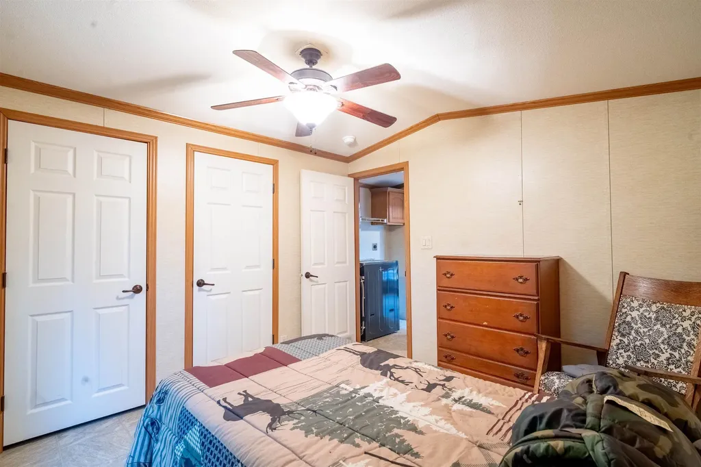 10 Roy Street Raymond NH 03077