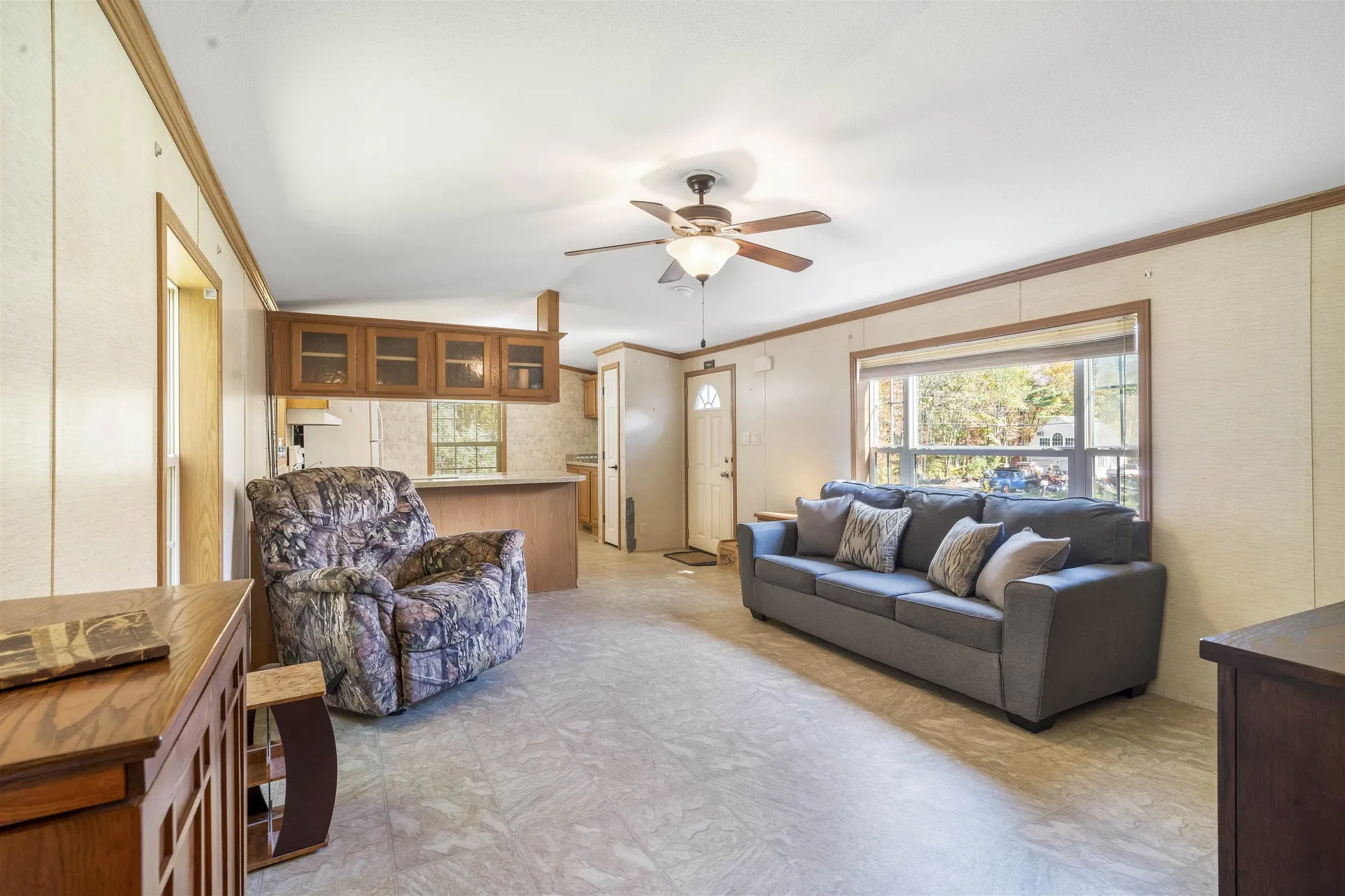 10 Roy Street Raymond NH 03077