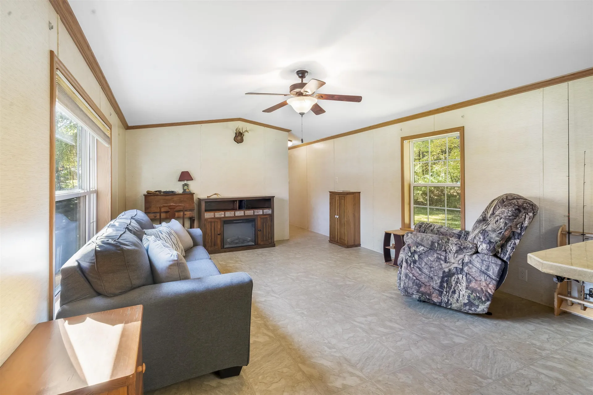 10 Roy Street Raymond NH 03077