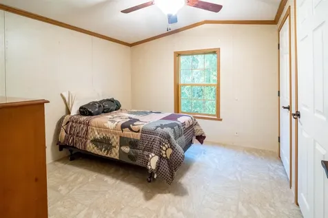10 Roy Street Raymond NH 03077
