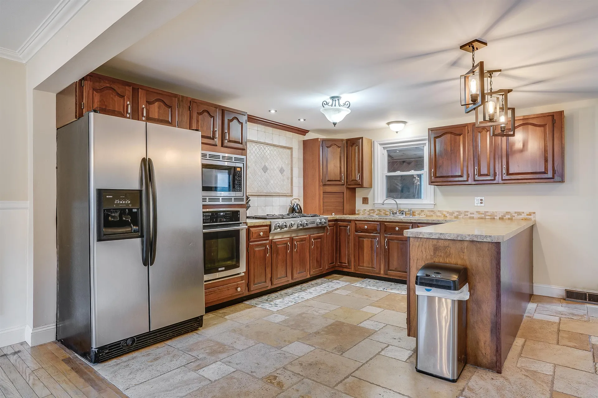 759 Cohas Avenue Manchester NH 03109