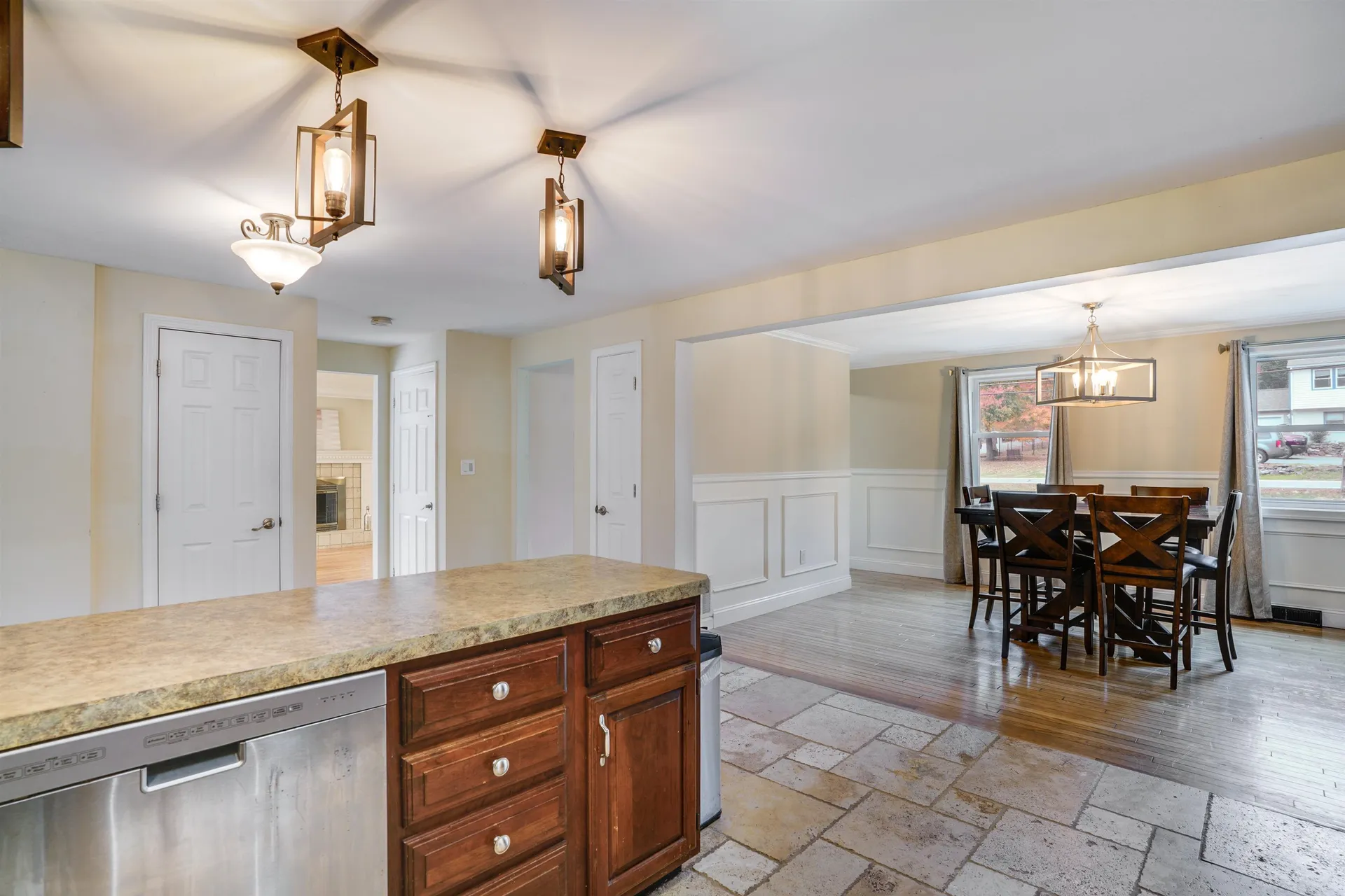 759 Cohas Avenue Manchester NH 03109