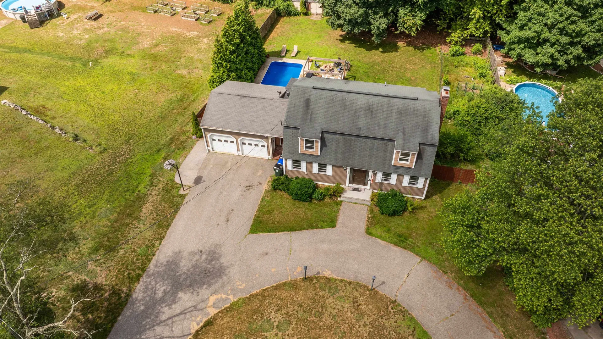 759 Cohas Avenue Manchester NH 03109