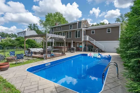 759 Cohas Avenue Manchester NH 03109