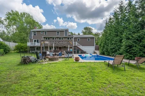 759 Cohas Avenue Manchester NH 03109