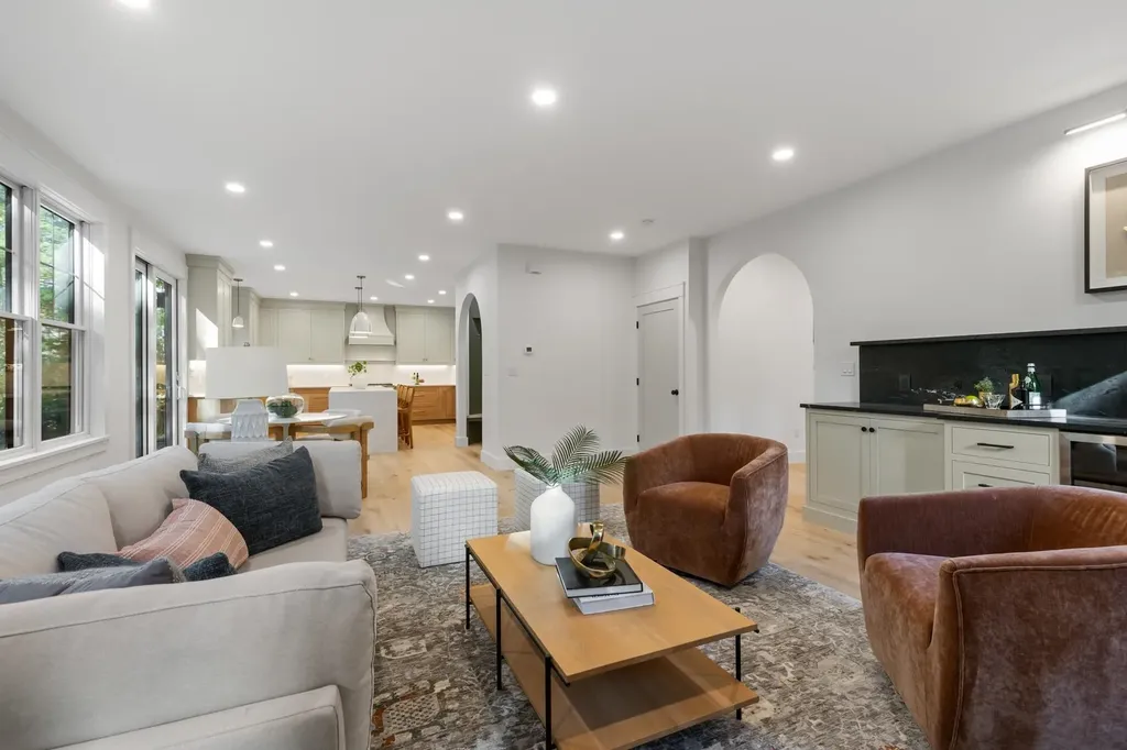 1 Sagamore Grove Portsmouth NH 03801