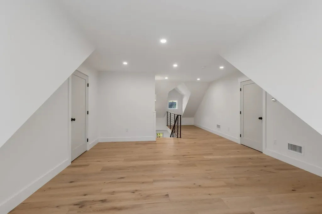 1 Sagamore Grove Portsmouth NH 03801