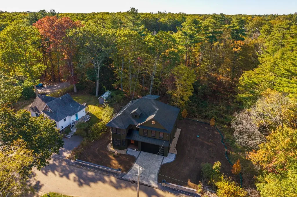 1 Sagamore Grove Portsmouth NH 03801