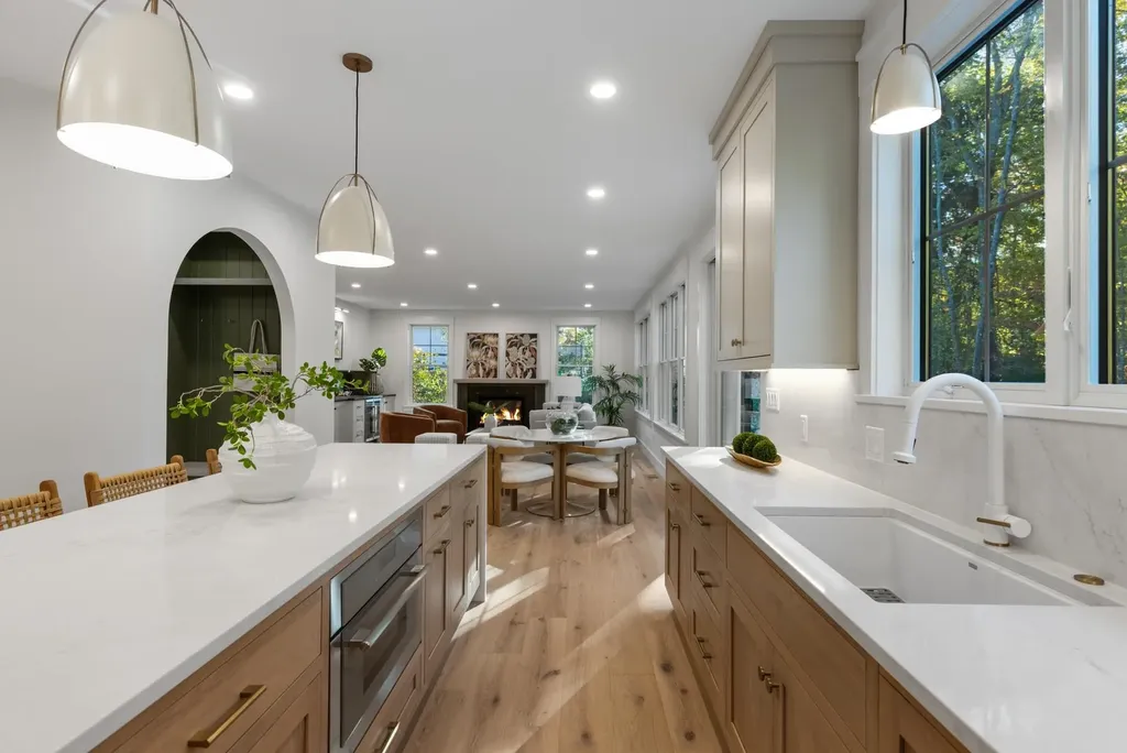 1 Sagamore Grove Portsmouth NH 03801