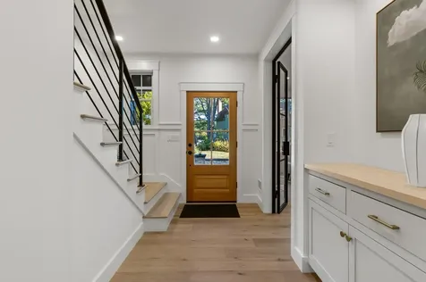 1 Sagamore Grove Portsmouth NH 03801