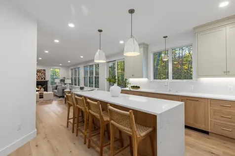 1 Sagamore Grove Portsmouth NH 03801