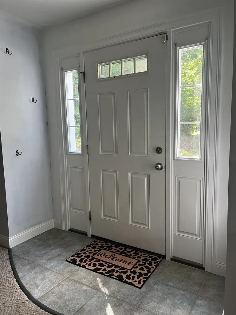 47 Daroska Road Pittsfield NH 03263