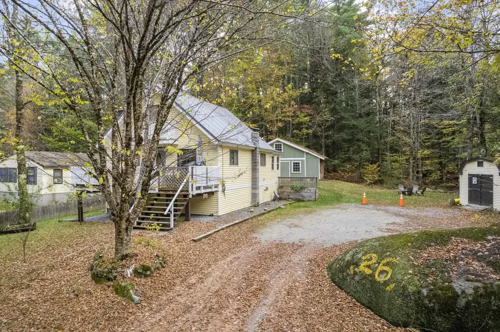 26 Ellen Brook Road Hillsborough NH 03244