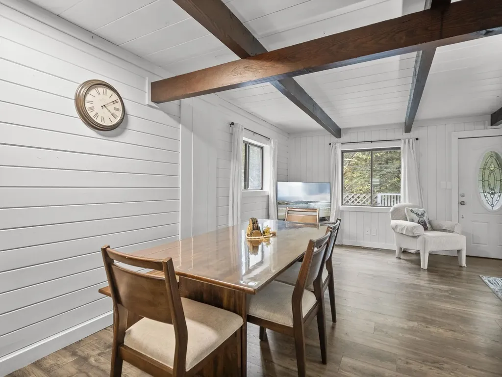 26 Ellen Brook Road Hillsborough NH 03244