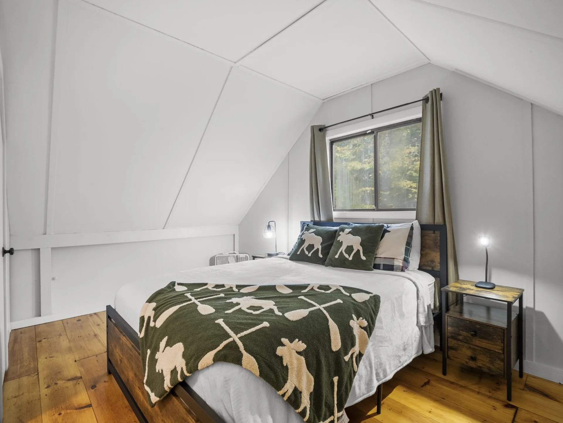 26 Ellen Brook Road Hillsborough NH 03244