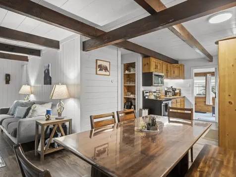 26 Ellen Brook Road Hillsborough NH 03244