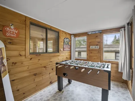 26 Ellen Brook Road Hillsborough NH 03244