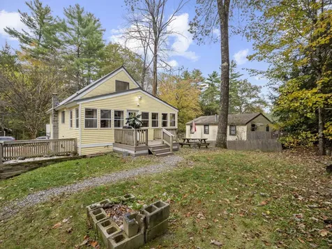 26 Ellen Brook Road Hillsborough NH 03244