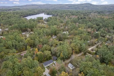 26 Ellen Brook Road Hillsborough NH 03244