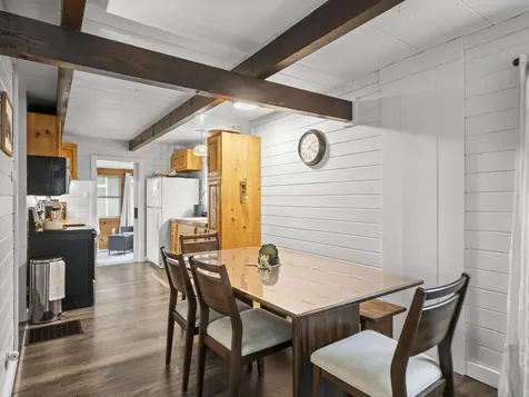 26 Ellen Brook Road Hillsborough NH 03244