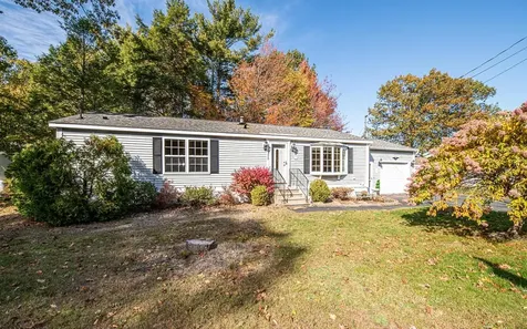 133 Heather Lane Hampstead NH 03841
