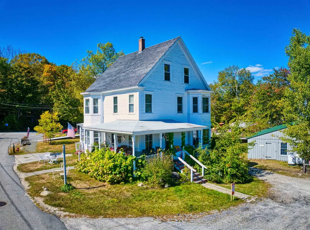33 River Road Sunapee NH 03782