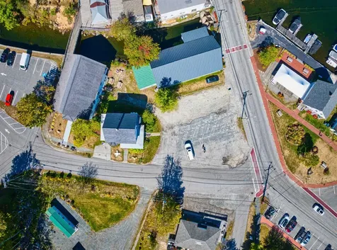 33 River Road Sunapee NH 03782