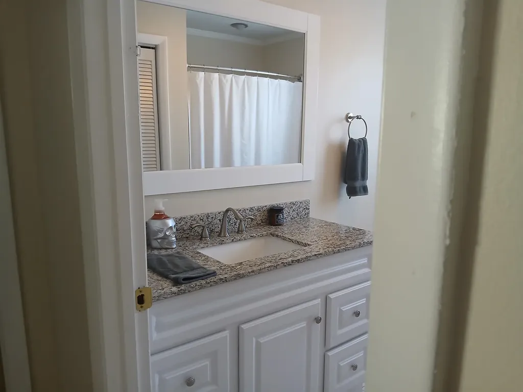 1557 1st New Hampshire Turnpike Northwood NH 03261