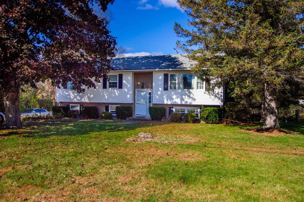 11 Lyman Avenue Rutland City VT 05701