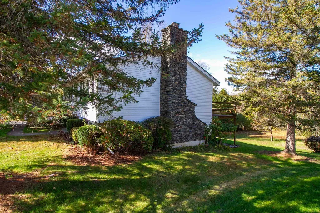 11 Lyman Avenue Rutland City VT 05701