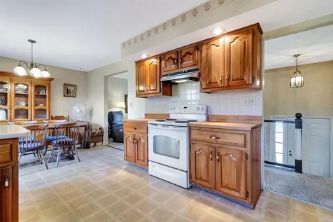 11 Lyman Avenue Rutland City VT 05701