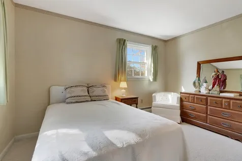 11 Lyman Avenue Rutland City VT 05701