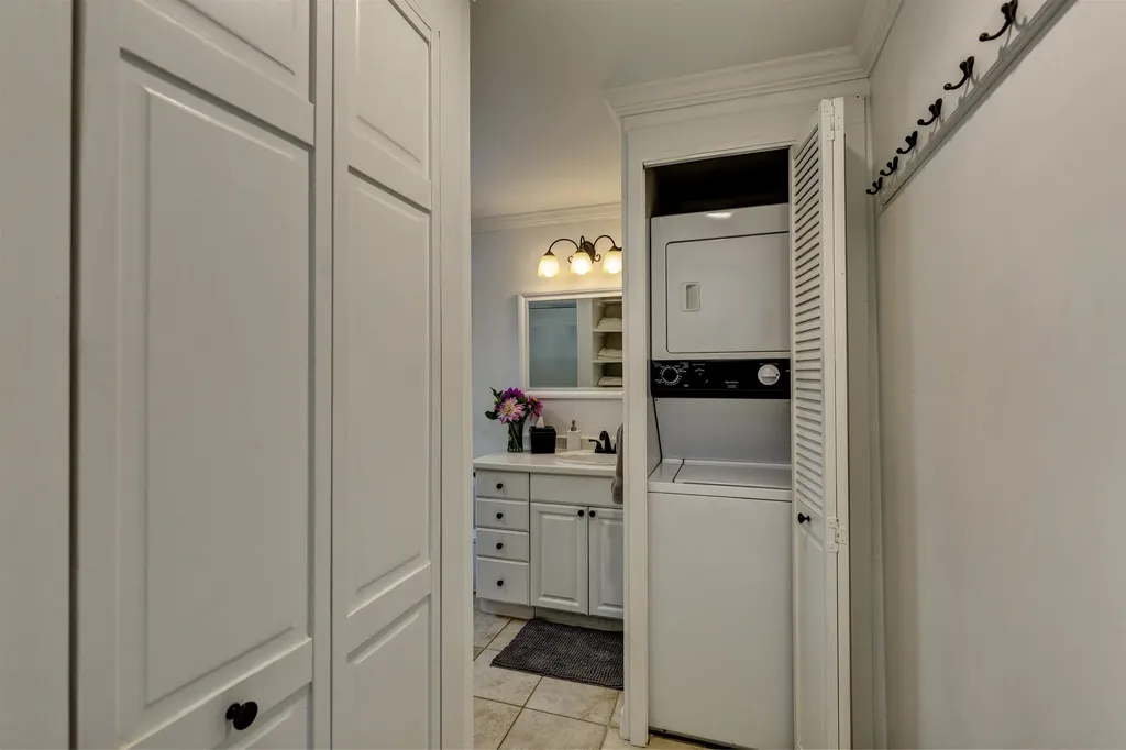 28 Shore Drive Newbury NH 03255