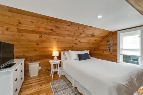28 Shore Drive Newbury NH 03255